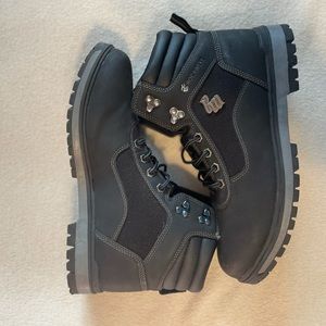 Rocawear Men’s Premium Cadet Boot Footwear (Black)